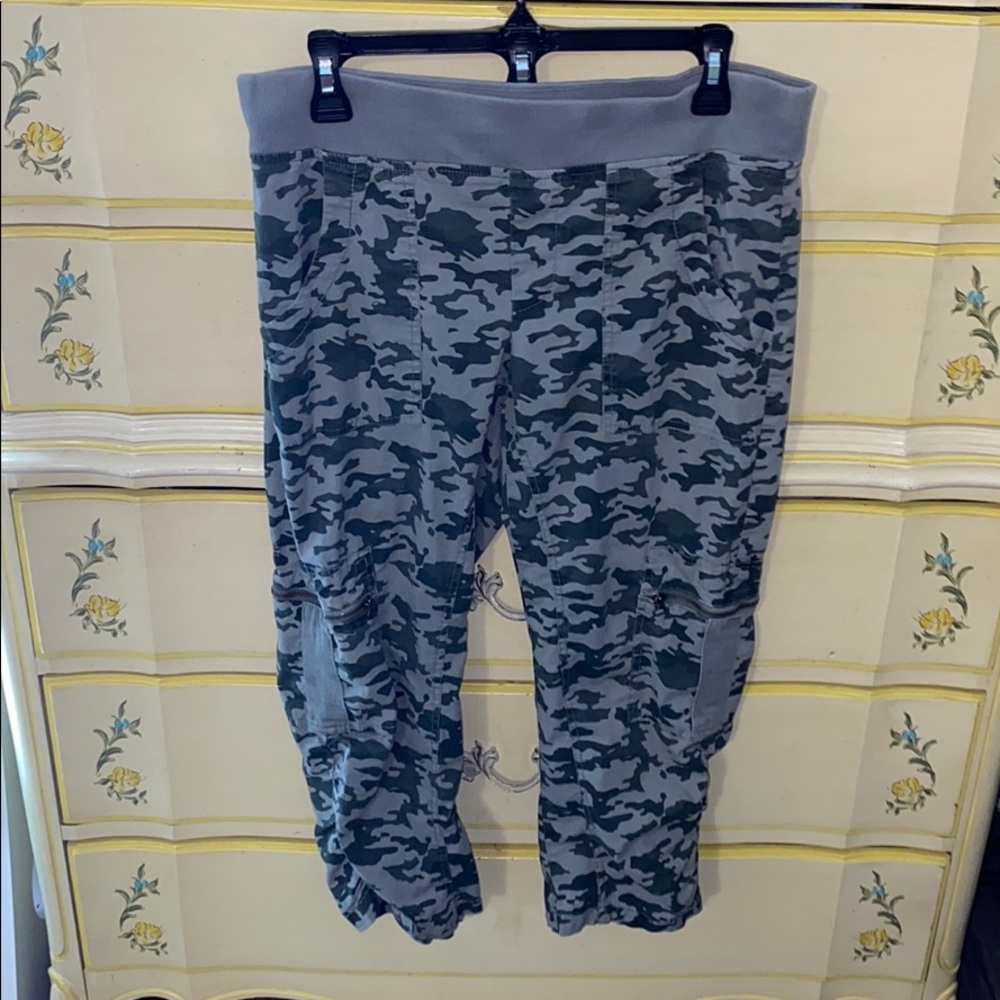 camo joggers